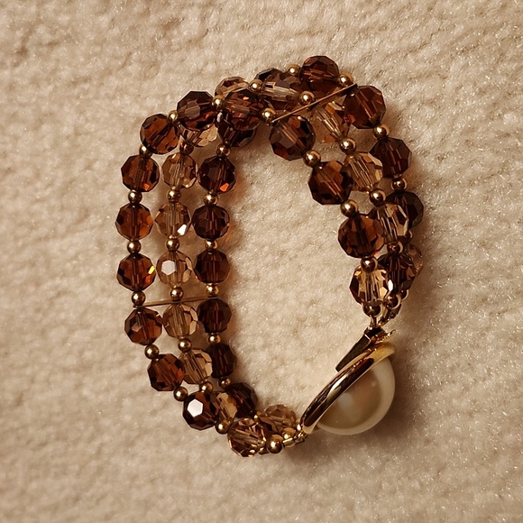 NWT beautifully handcrafted custom bracelet with Swarovski Crystals - Picture 1 of 5